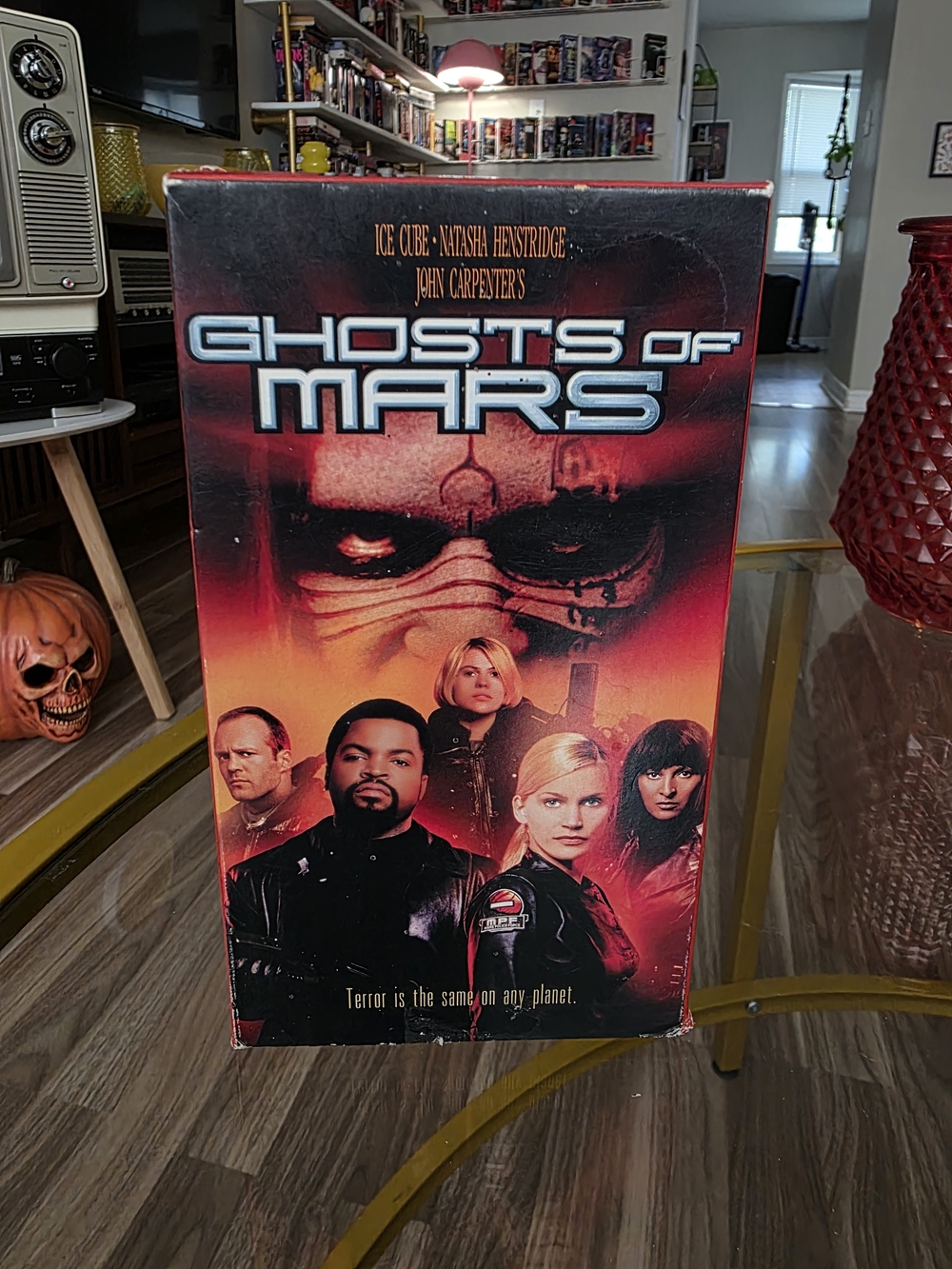 Ghosts of Mars VHS Movie - Red/Black Artwork